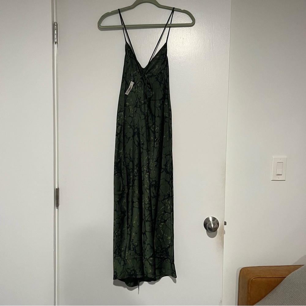 Daily Ritual Women's Georgette Slip Dress - Picture 5 of 6